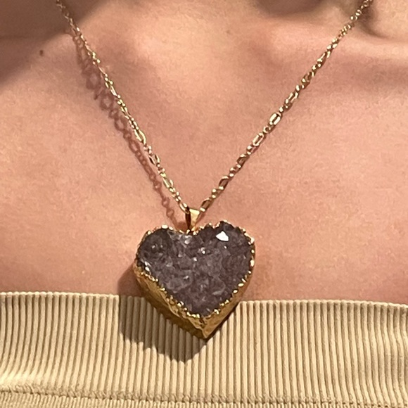 Jewelry - Gorgeous Heart Necklace